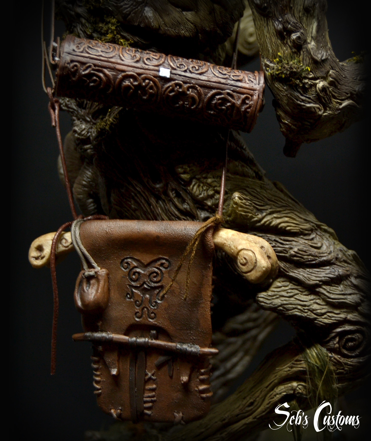 Faun Pan's Labyrinth statue 1/4