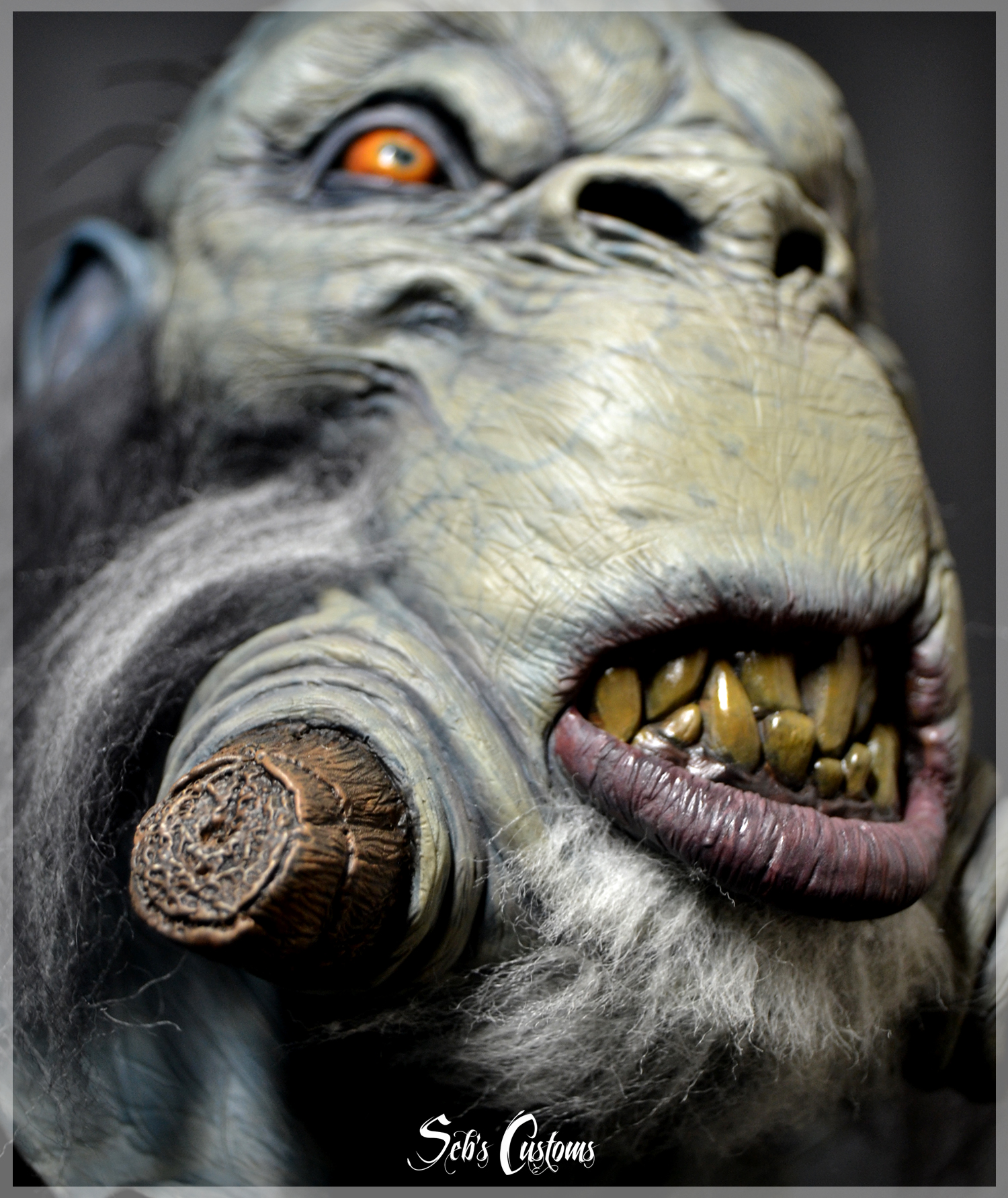 Hellboy Mr Wink bust 1/3 scale