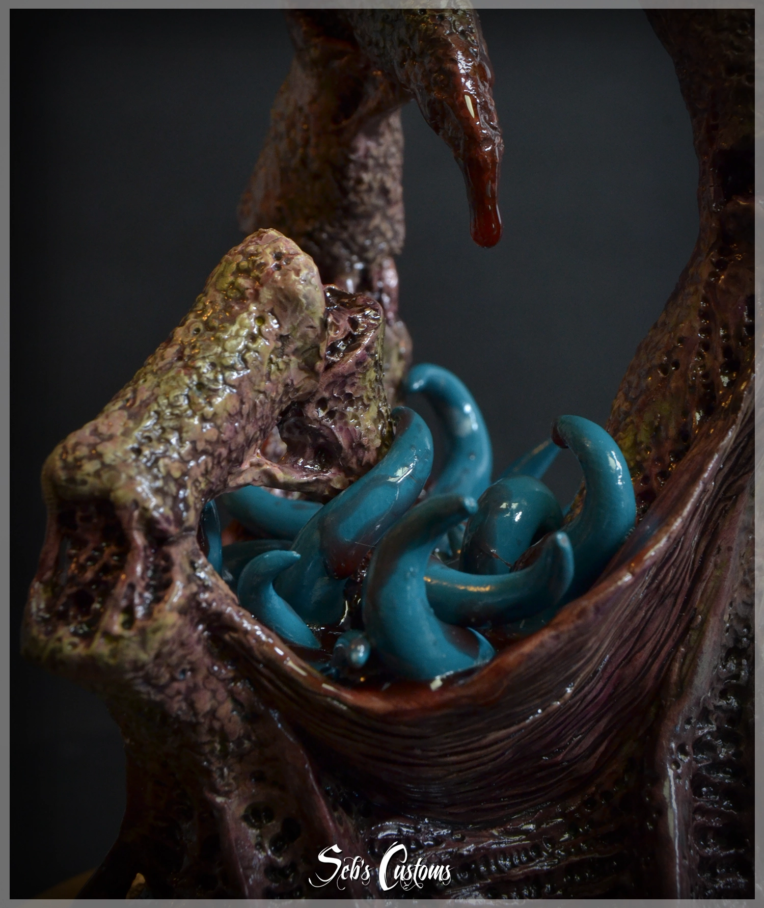 XENOVISCERA OBSCURA