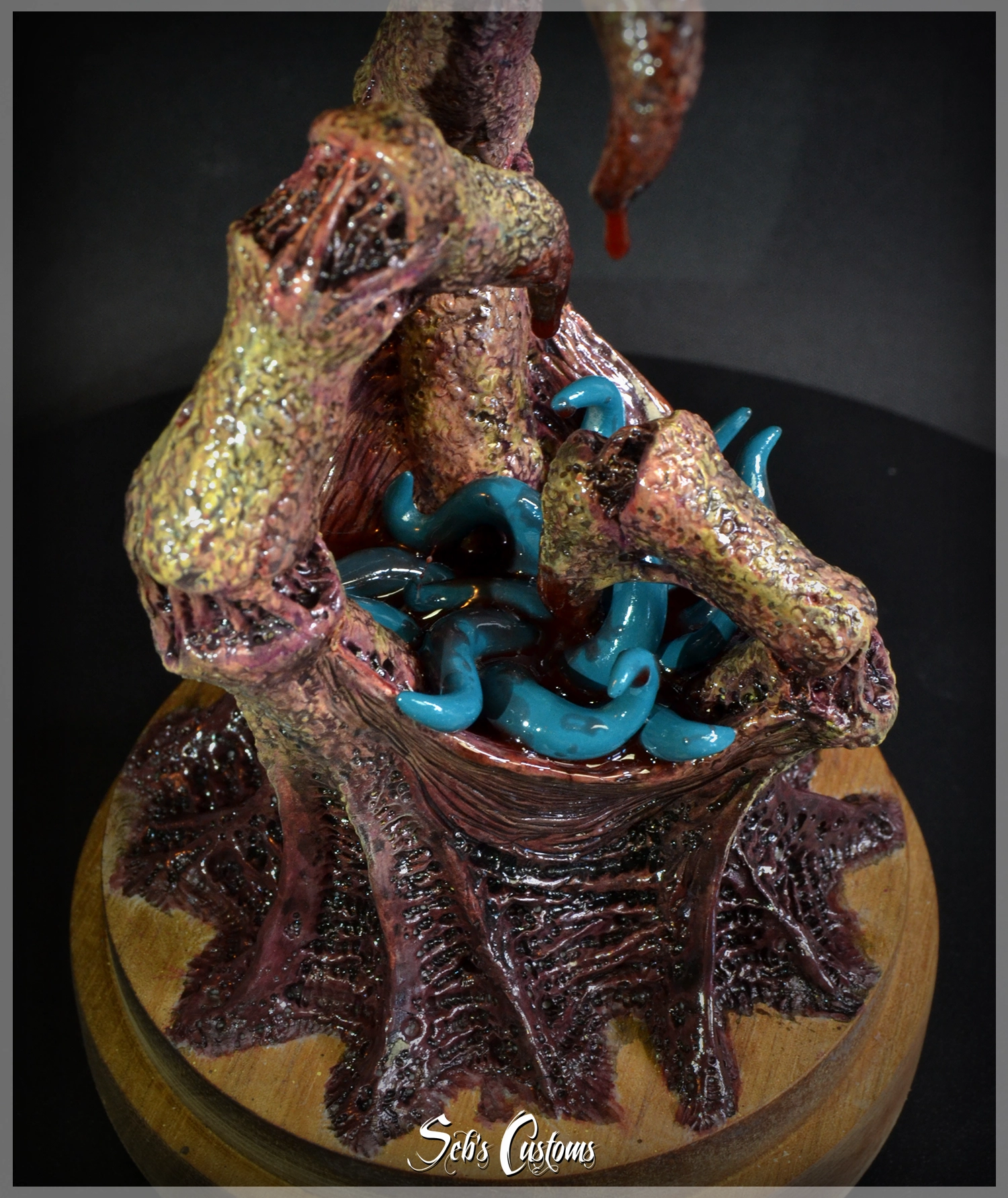 XENOVISCERA OBSCURA